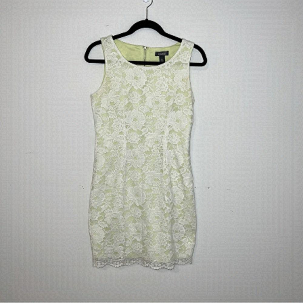 Kenneth Cole Reaction Women's Mini lace dress Back Zip Closure White yellow Sz 4